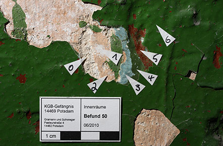 Restauratorische Befunduntersuchungen an den Fassaden und Innenräumen